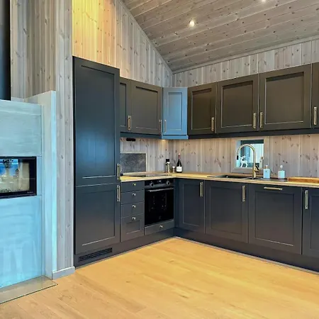 New Mountain With Panoramic Views In Hafjell *