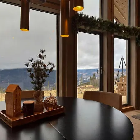 New Mountain With Panoramic Views In Hafjell *